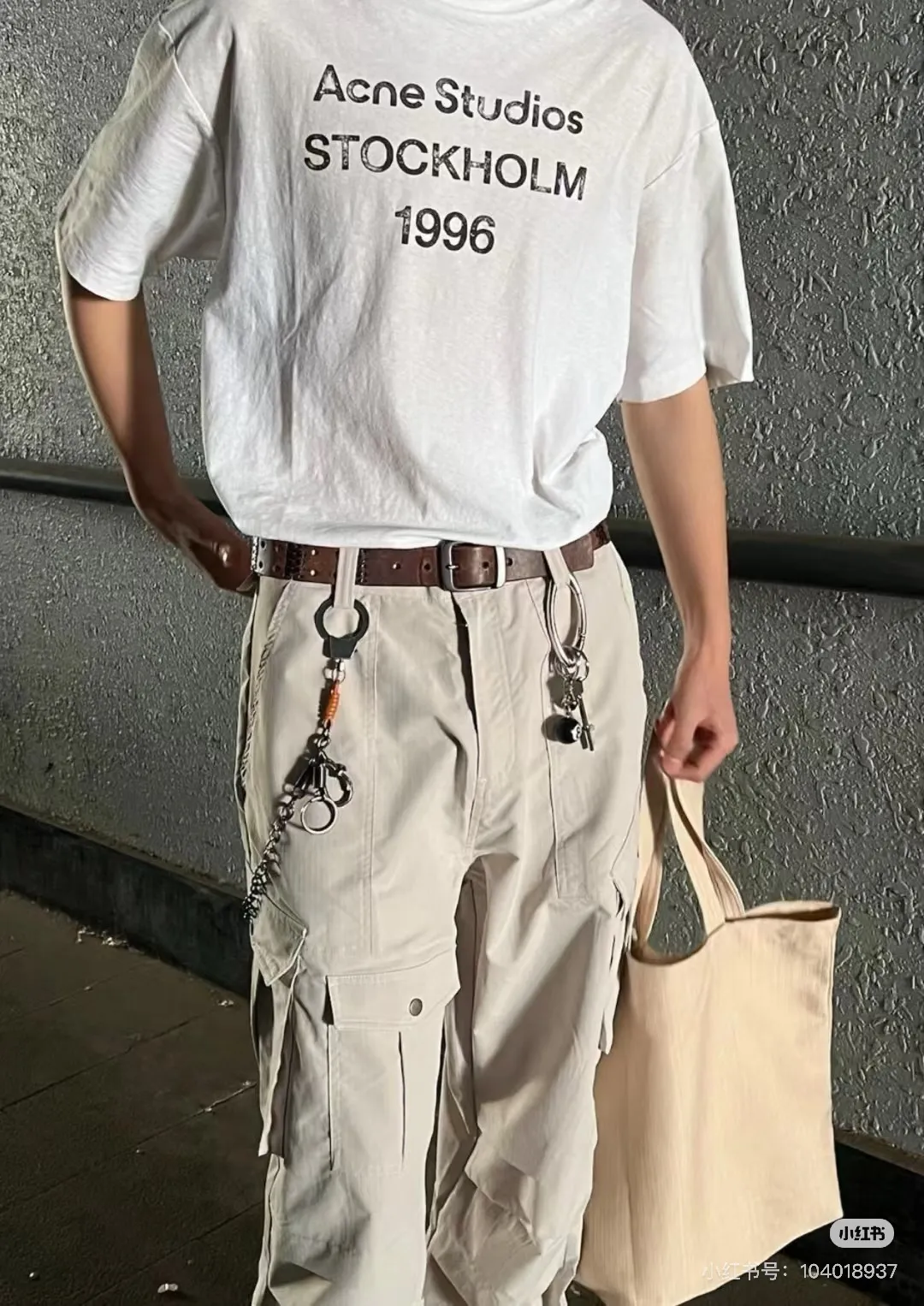 【 】Acne （White）